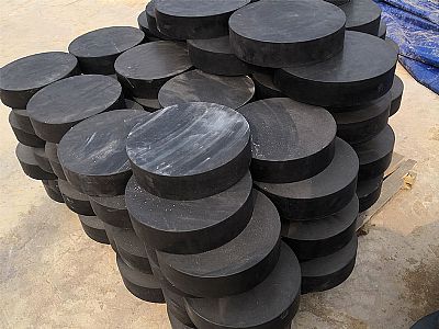 汉川市板式橡胶支座由若干层橡胶片与薄钢板经加压硫化